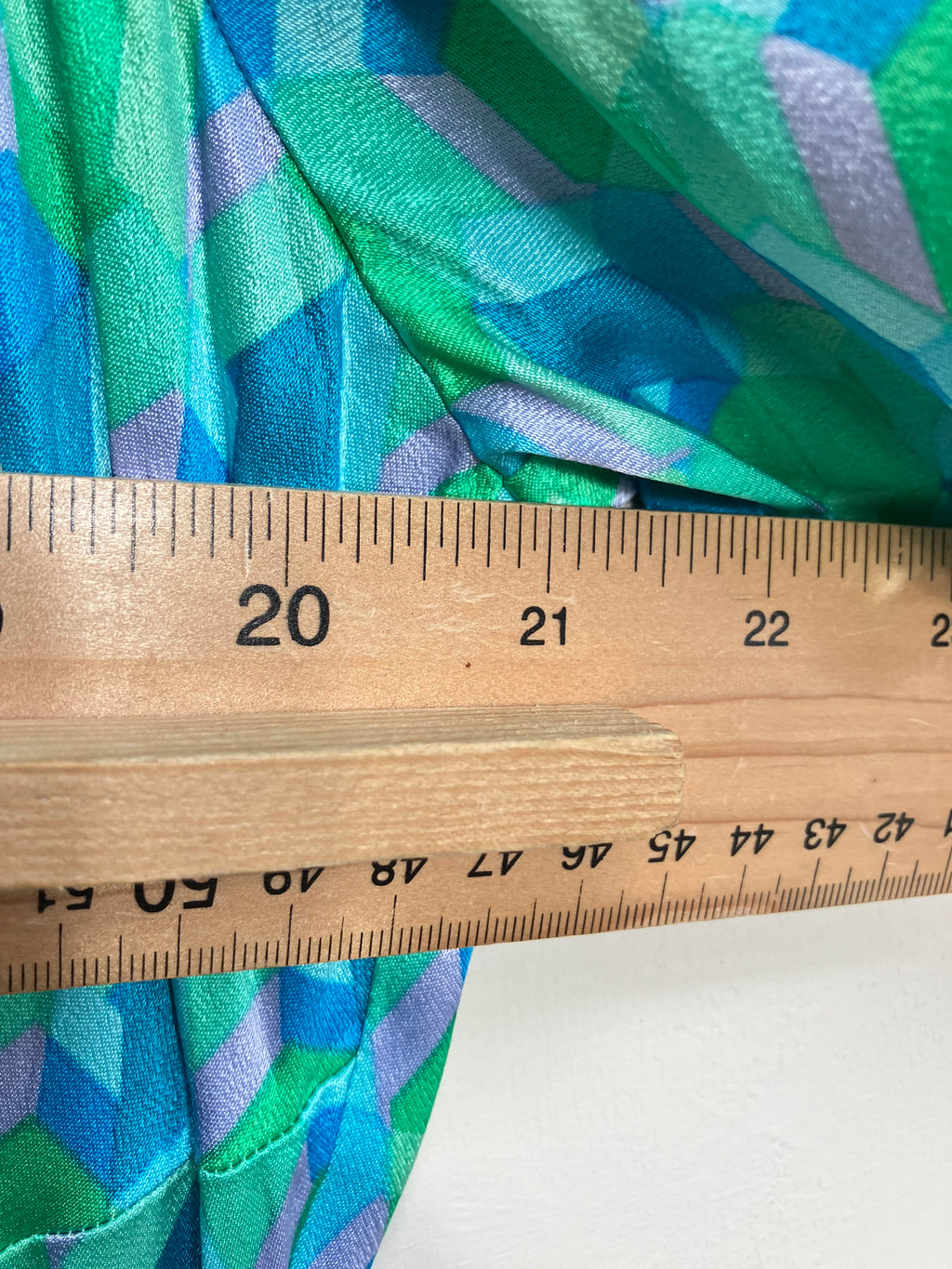 BNWT Oliver Bonas Women’s Midi Dress Size UK 18 Green Blue Geo Satin Fantasise Party